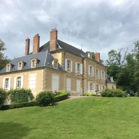 Manoir de Curty