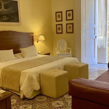 Hotel Akropolis - Museum Hotel