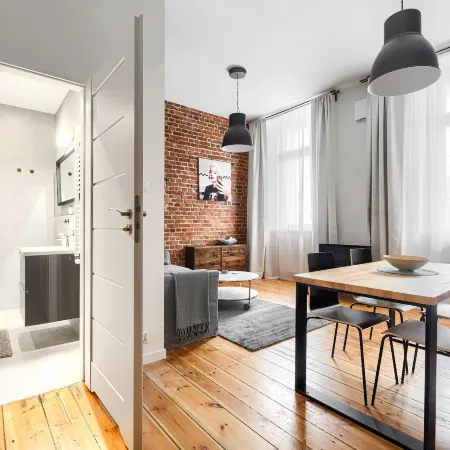Margi Igram - Martini - Absynth Apartments Large & Comfy