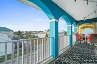 Beach House - Dreams Come True by Panhandle Getaways Hotel di Sunnyside