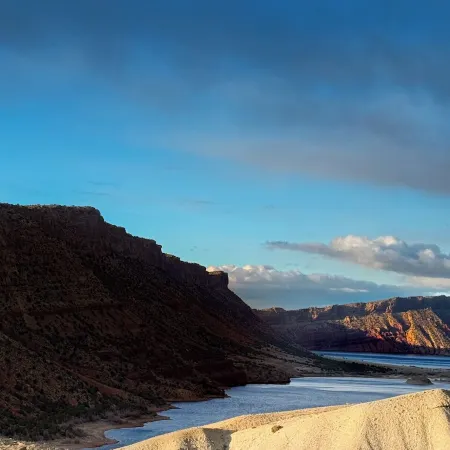 Red Canyon Lodge