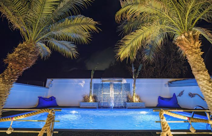 Étoiles Luxury Guest House Resort