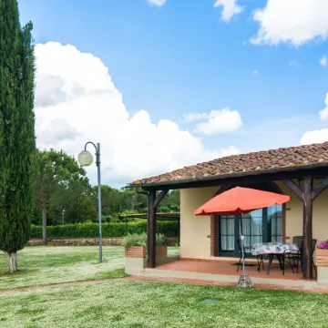 Bucine Hideaway with Pool