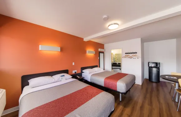 諾麥德汽車旅館