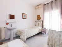 Pension Mesones Hotels near Saint Jerome Monastery