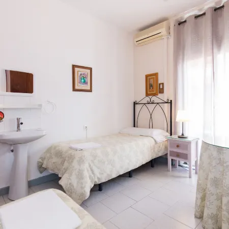 Pension Mesones