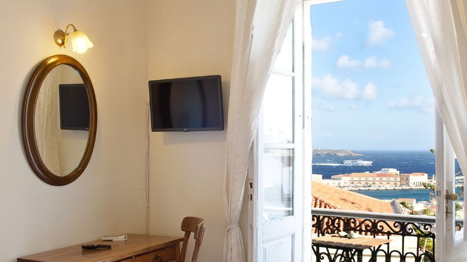 Hotel Omiros