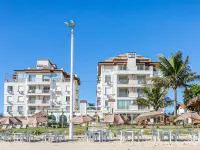 Ingleses Palace Hotel Hotels near Santinho