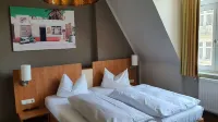 Hotel Friedensbrücke Hotels in Lengenfeld