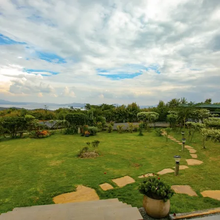 G Great Rift Villas