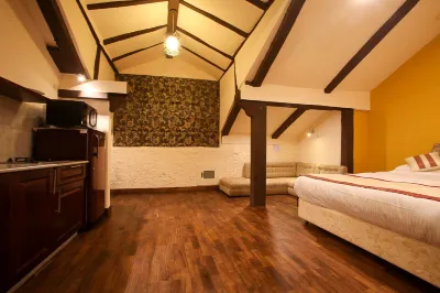 Hotel Heranya فنادق في 