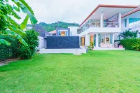 Luxury 3 Bedroom Villa, Sea View (PM-A5) Hotels in 