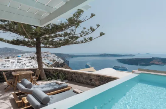 Morfes Luxury Suites by Caldera Houses Hotels in 