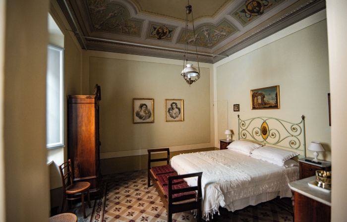 Palazzo Capparucci - Dimora Storica - Guest House
