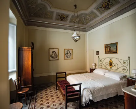 Palazzo Capparucci - Dimora Storica - Guest House Hotels in Fermo
