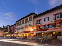 Piazza Ascona Hotel & Restaurants Hotels in Ascona