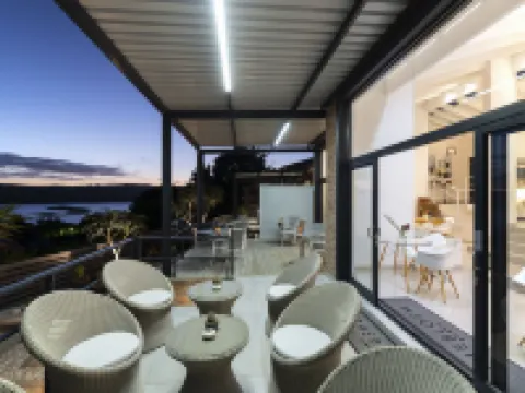 Thebloem Guest Suites by Knysna Paradise Collection โรงแรมในคินส์น่า