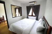 Tai-Shan Suites Hôtels à : Ratchaburi