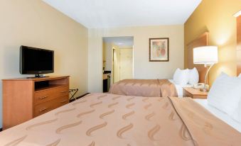 Clarion Hotel & Suites University-Shippensburg