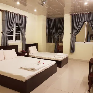 Hostel Dang Loi Hotels near Chau Doc Bus Station