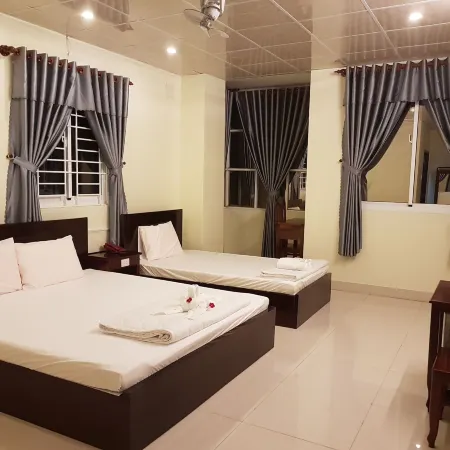 Hostel Dang Loi