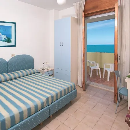 Hotel Embassy