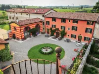 Belvivere Suites Hotels in Sona