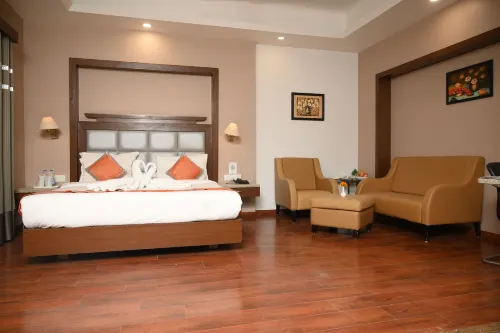 Hotel Chirag