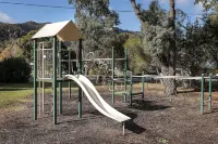 Pinnacle Holiday Lodge Hotels in Wartook
