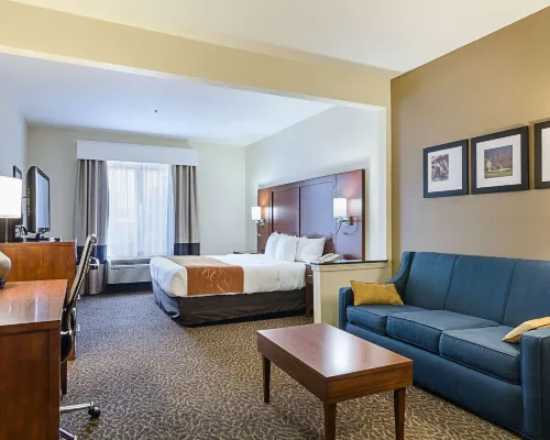 Quality Suites Springdale West I-49 Hotels in Springdale