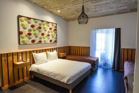 Cit'Hôtel le Relais Boisniard Отели в г. Молеон