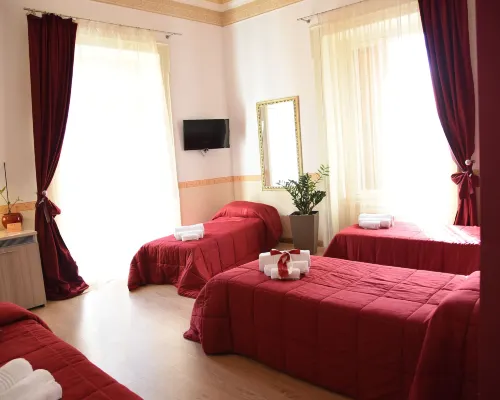 B&B the Queens Hotels in Foggia