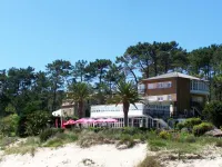 Playa de Estorde Hotels in Cee