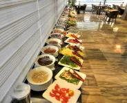 金色豪華酒店 - 早餐