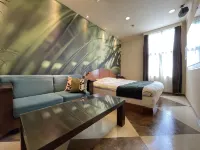 Hotel Rana - Adults Only Hotel dekat Shin Hashima Railway Station