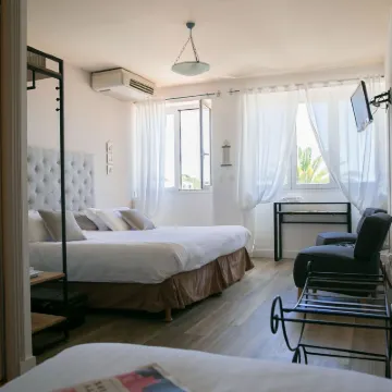 Hôtel la Fiancée du Pirate Hotels near Soneva