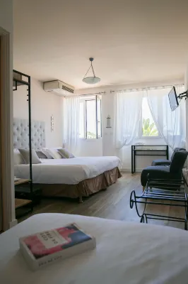 Hôtel la Fiancée du Pirate Các khách sạn ở Villefranche-sur-Mer