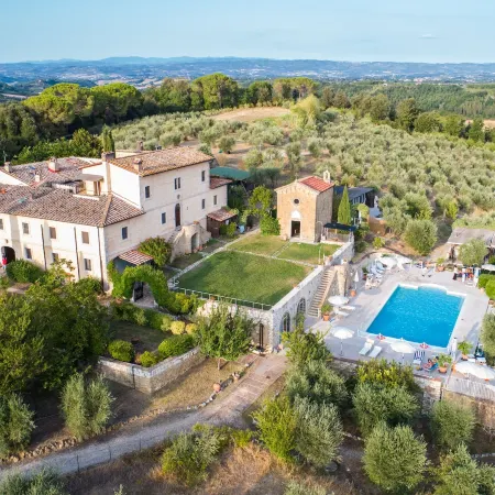 Tenuta Decimo - Il Borgo di Mariano