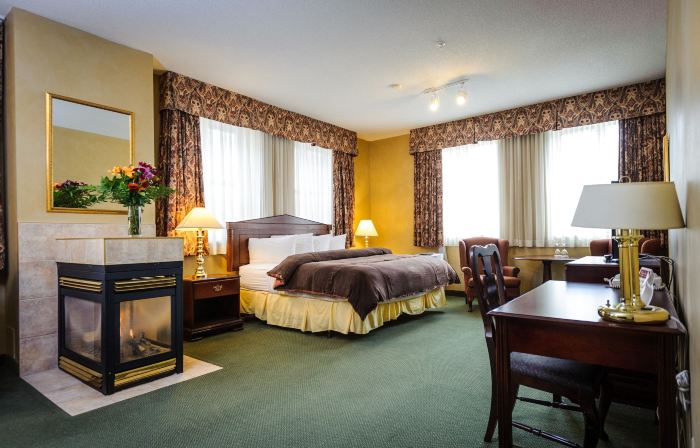 Peterborough Inn and Suites Hotel