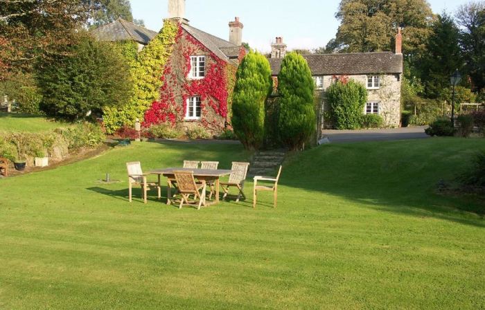 Collaven Manor