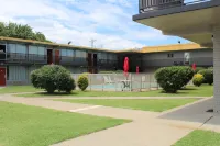 Econo Lodge Paducah West I-24