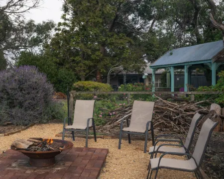 Jasmine's Cottage Hotels in Lyndoch