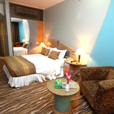 La Vinci Hotel Hotels near Novotheatre