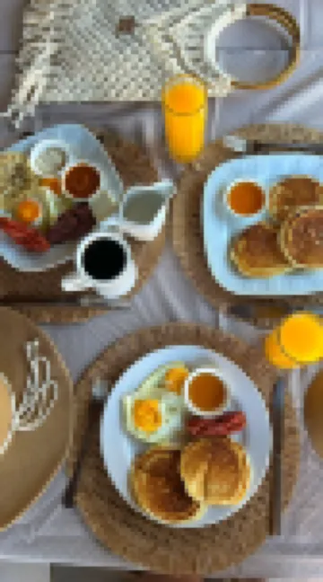 Hotel West Bay Colonial