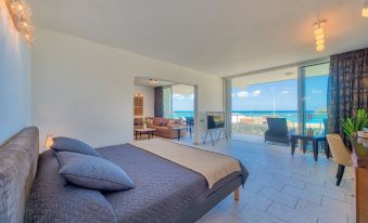 Le Domaine Anse Marcel Beach Resort