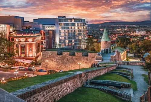 Le Capitole Hotel Hotels in Quebec City