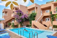 Solon Apartments - Strand