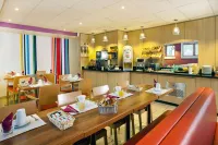 Appart Hôtel - Residhome Paris Saclay - Bures sur Yvette Hôtels à : Les Ulis