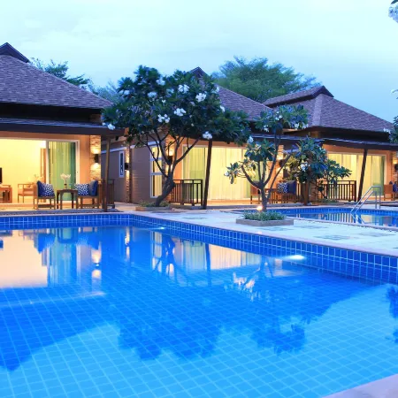 Keang Kluen Talay Resort