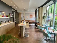 Grand Hôtel Clichy Paris Hotels in Clichy